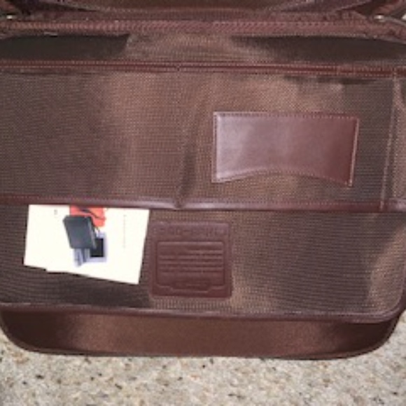 Coach Brand Leather Briefcase - Picture 4 of 8